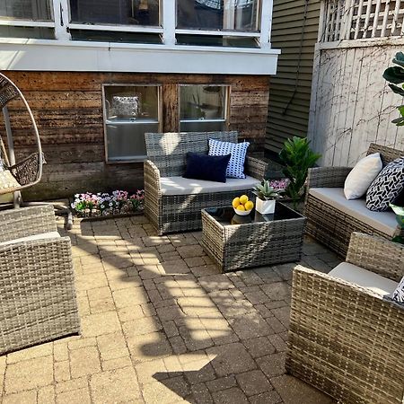 3 Bedroom Spacious Home In Ideal Location W Free Parking Back Yard Pets Welcome Chicago Eksteriør bilde